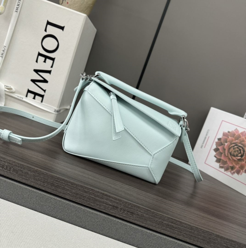 l*ew* handle bags